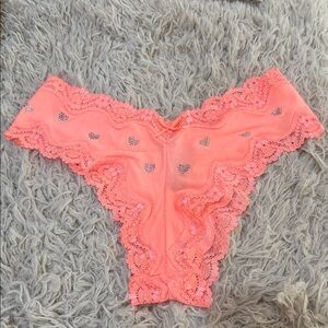 NWT VTG Victoria’s Secret SLT Coral Rhinestone Heart Lace Cheeky Y2K Small